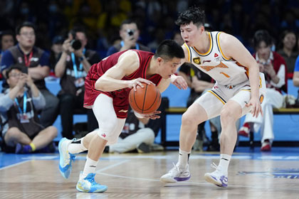 时隔七年重返德甲直播！德乙-汉堡6-1逆转乌尔姆提前一轮升级成功